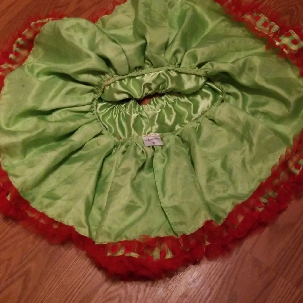 N/A christmas petticoat